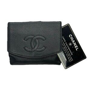 CHANEL CC Logo Grained Calfskin Bifold Wallet Black –  Designer Wallet/38